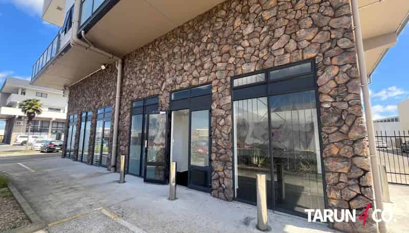 9/9 Freeman Way, Manukau