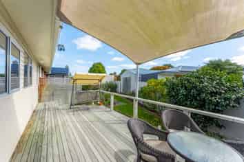 1 Balmoral Street, Marchwiel