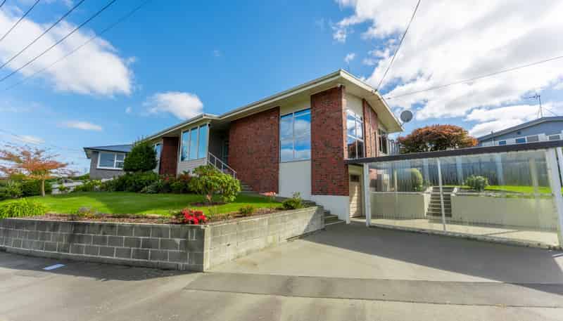 1 Balmoral Street, Marchwiel