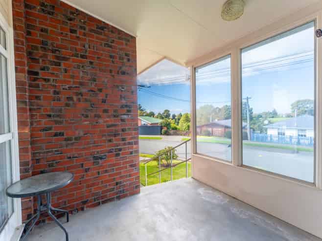 1 Balmoral Street, Marchwiel