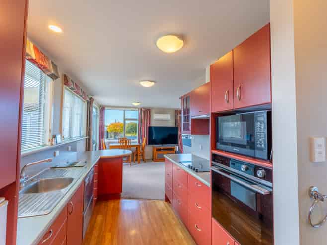 1 Balmoral Street, Marchwiel