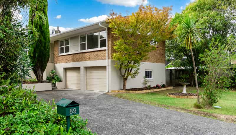 89 Aeroview Drive, Beach Haven