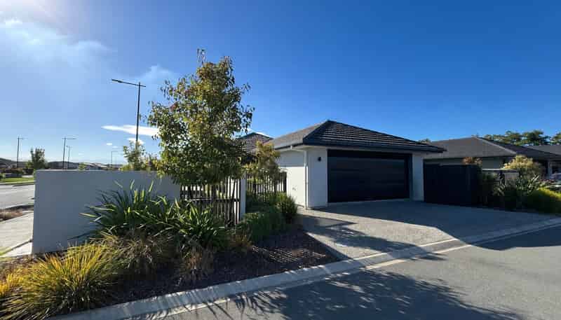 33 Camberley Road, Richmond