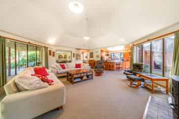 119 Paekakariki Hill Road, Pauatahanui