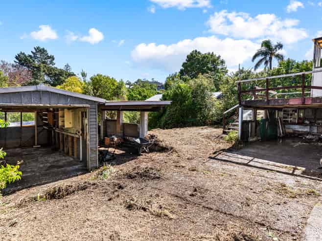 36 Heathcote Road, Castor Bay