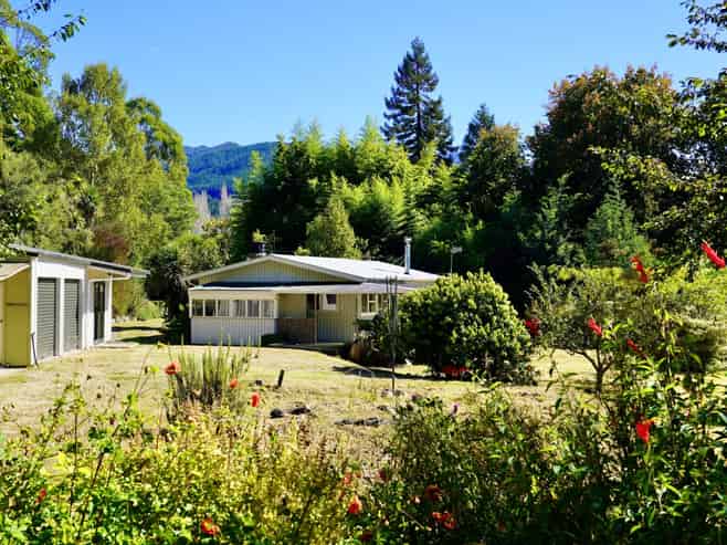 1499 Motueka Valley Highway, Ngatimoti