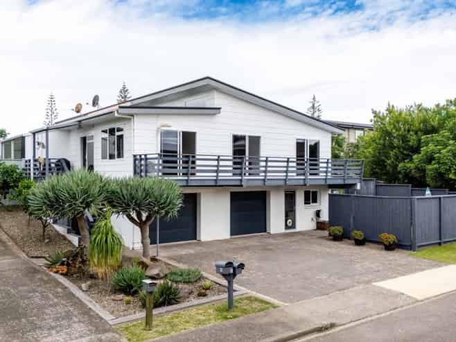 1/13 Hoterini Street, Ohope