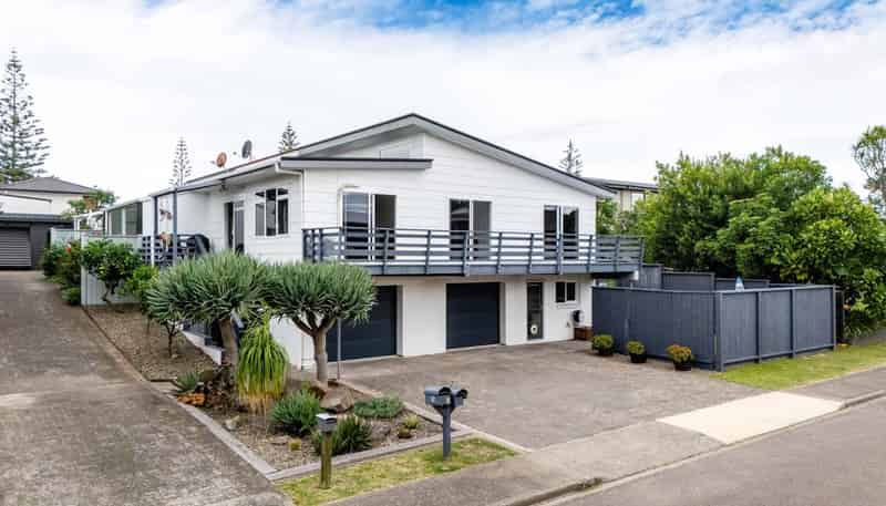 1/13 Hoterini Street, Ohope