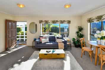 2/446 Great South Road, Opaheke