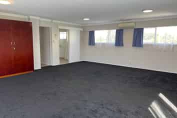 4 Pakira Avenue, Glendene