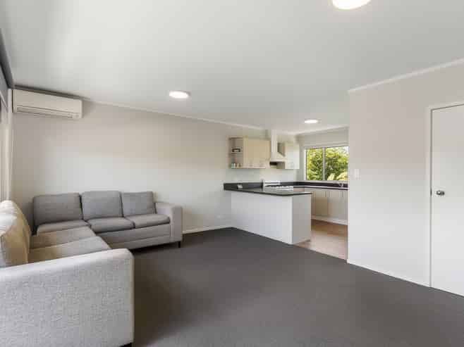 3/15 Trojan Crescent, New Lynn