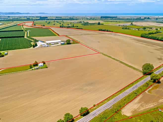 767A Wharerata Road, Manutuke