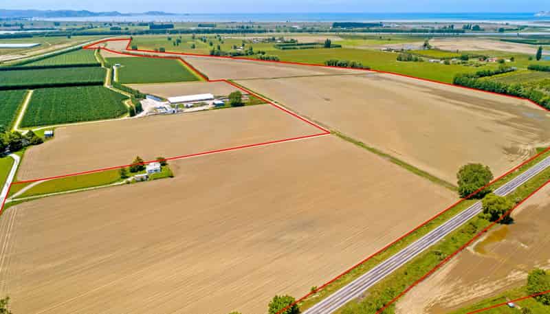 767A Wharerata Road, Manutuke