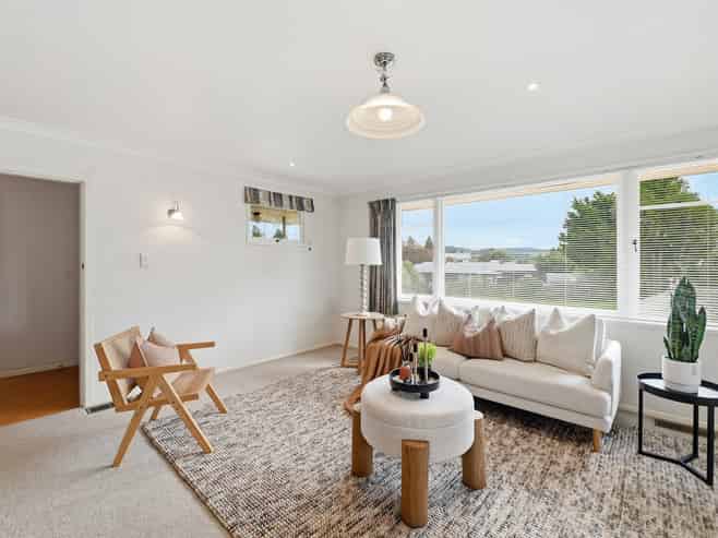 14 Johnston Crescent, Hillcrest