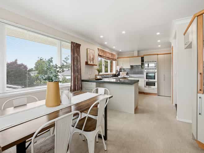 14 Johnston Crescent, Hillcrest