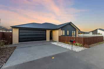 26 Stud Road, Yaldhurst