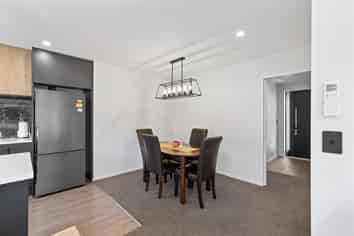 26 Stud Road, Yaldhurst