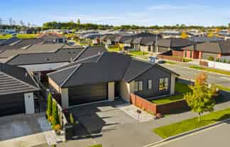 26 Stud Road, Yaldhurst