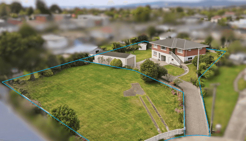 12 Johnston Crescent, Hillcrest