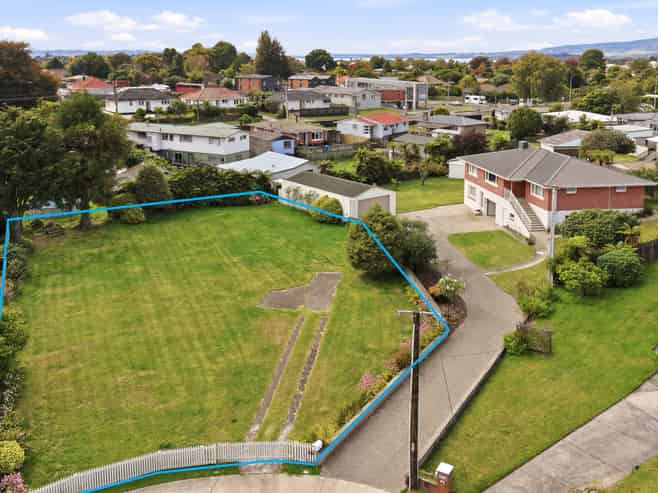 12 Johnston Crescent, Hillcrest