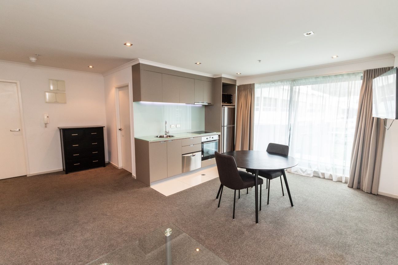 1 bed with city view in Wellington Central - Widok 5