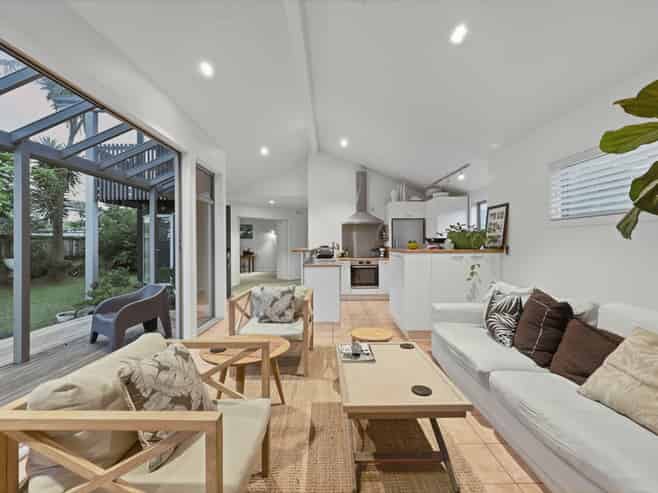 22A Walker Road, Point Chevalier