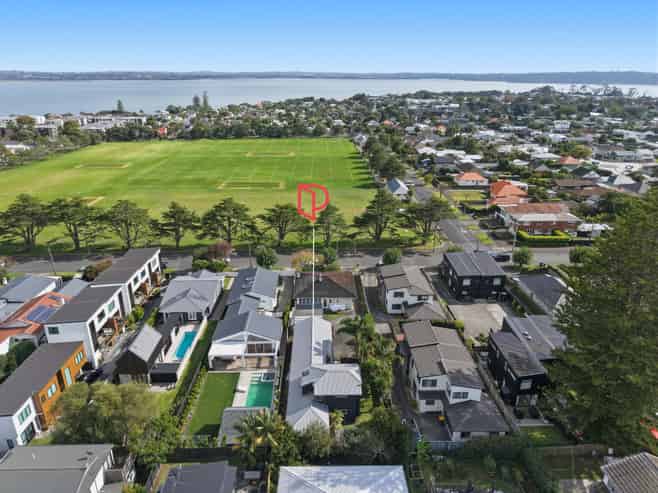 22A Walker Road, Point Chevalier