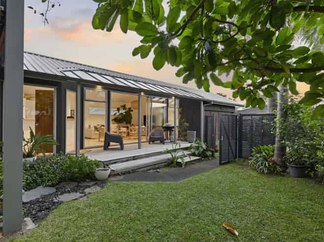 22A Walker Road, Point Chevalier