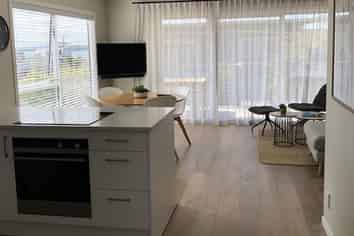 1/17 Church Street, Devonport