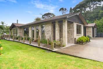 20 Blue Heron Rise, Stanmore Bay