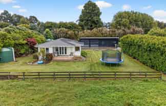 61 Boord Crescent, Kumeu