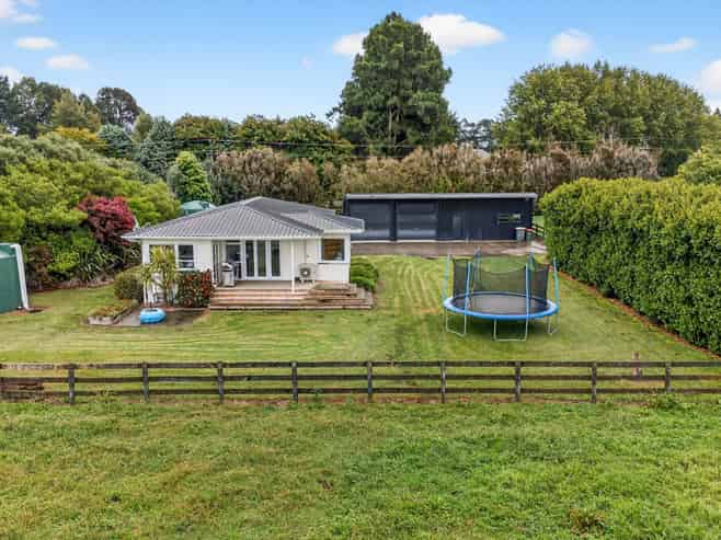 61 Boord Crescent, Kumeu