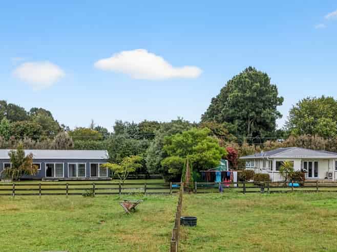 61 Boord Crescent, Kumeu