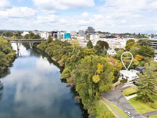 1 Hamilton Parade, Hamilton Central