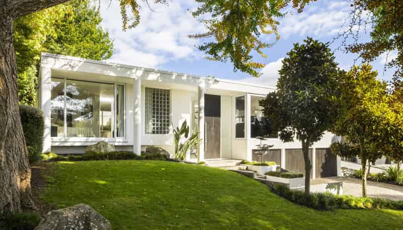 1 Hamilton Parade, Hamilton Central