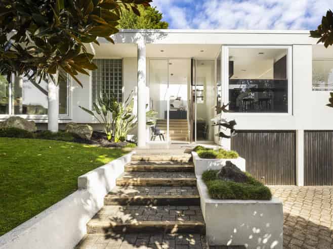 1 Hamilton Parade, Hamilton Central