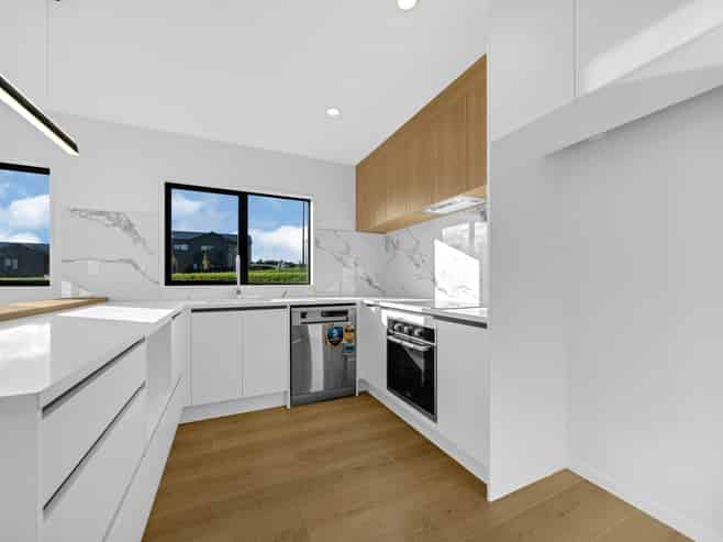 6 Piringa Road, Pukekohe