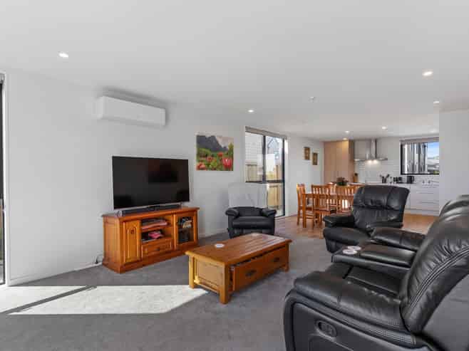 5/6 Skibbereen Drive, Halswell