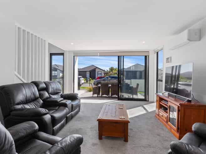 5/6 Skibbereen Drive, Halswell