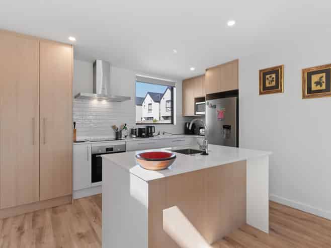 5/6 Skibbereen Drive, Halswell