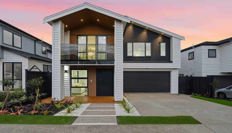 7  Catalina Avenue, Rosehill