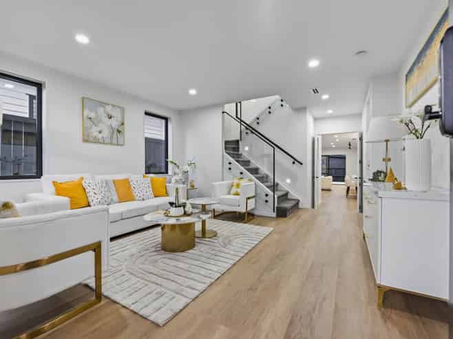 7  Catalina Avenue, Karaka