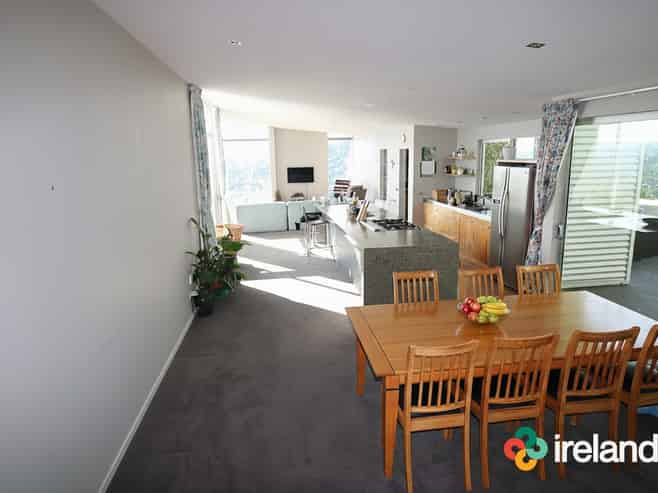 36 Millhill Lane, Huntsbury