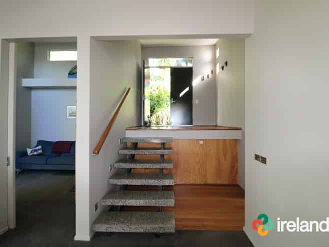 36 Millhill Lane, Huntsbury