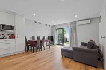 14/15 Sunhill Road, Sunnyvale