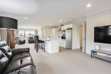 66 Shillingford Boulevard, Rolleston