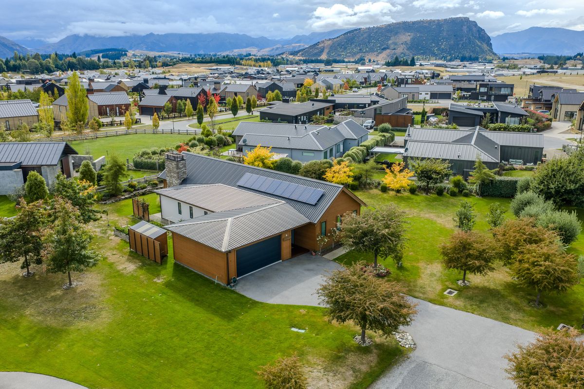 A Hidden Gem With Mountain Charm, Wanaka