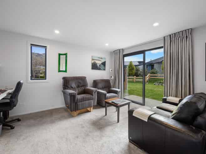 5 Parkview Street, Wanaka
