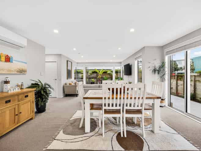 28A Inverness Road, Browns Bay