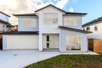 4 Regis Park Drive, Pukekohe